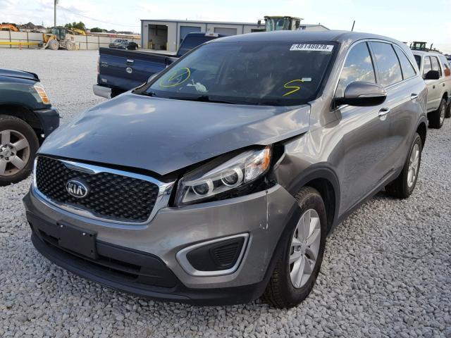 5XYPG4A39GG156388 - 2016 KIA SORENTO LX GRAY photo 2