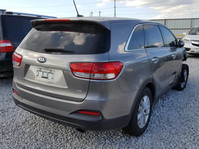 5XYPG4A39GG156388 - 2016 KIA SORENTO LX GRAY photo 4