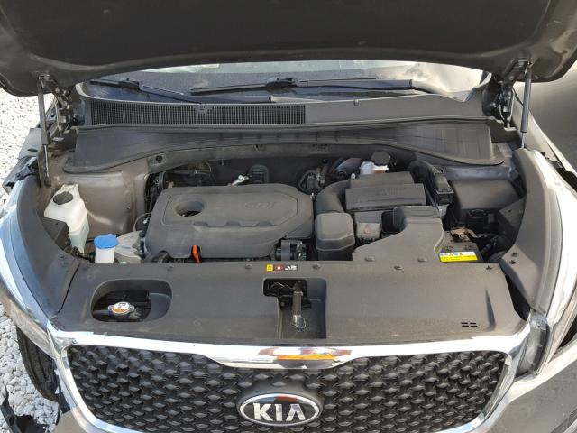 5XYPG4A39GG156388 - 2016 KIA SORENTO LX GRAY photo 7