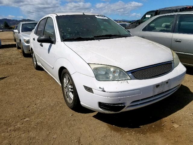 1FAFP34N25W230114 - 2005 FORD FOCUS ZX4 WHITE photo 1