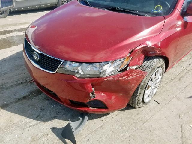 KNAFU4A20A5055622 - 2010 KIA FORTE EX RED photo 9