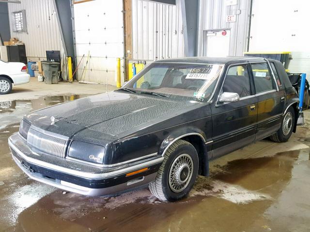 1C3XV66L7PD123631 - 1993 CHRYSLER NEW YORKER BLACK photo 2