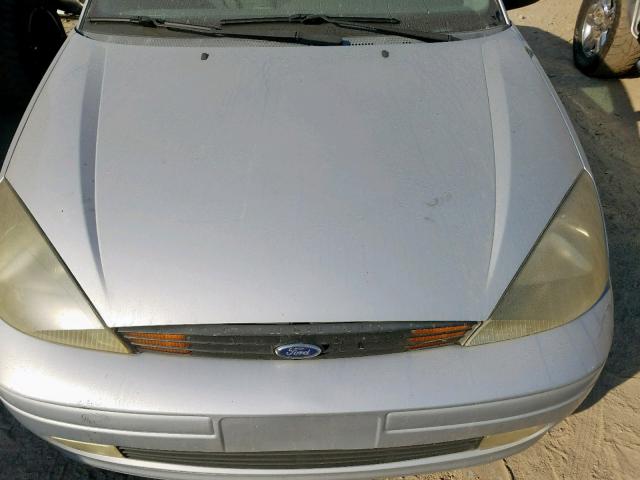3FAFP37333R107089 - 2003 FORD FOCUS ZX5 GRAY photo 7