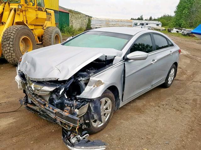 5NPEB4AC6BH294381 - 2011 HYUNDAI SONATA GLS SILVER photo 2