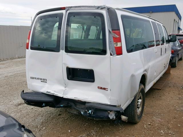 1GJHG39U551138987 - 2005 GMC SAVANA G35 WHITE photo 9