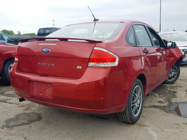 1FAHP3FN1AW112894 - 2010 FORD FOCUS SE RED photo 4