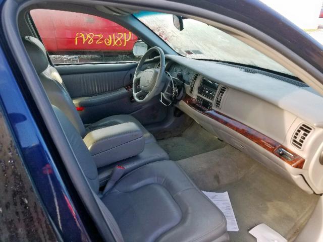 1G4CW52K2W4614584 - 1998 BUICK PARK AVENU BLUE photo 5