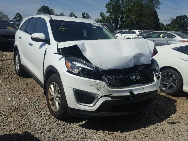 5XYPG4A33HG276527 - 2017 KIA SORENTO LX WHITE photo 1