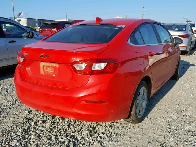 1G1BE5SM1H7253234 - 2017 CHEVROLET CRUZE LT RED photo 4