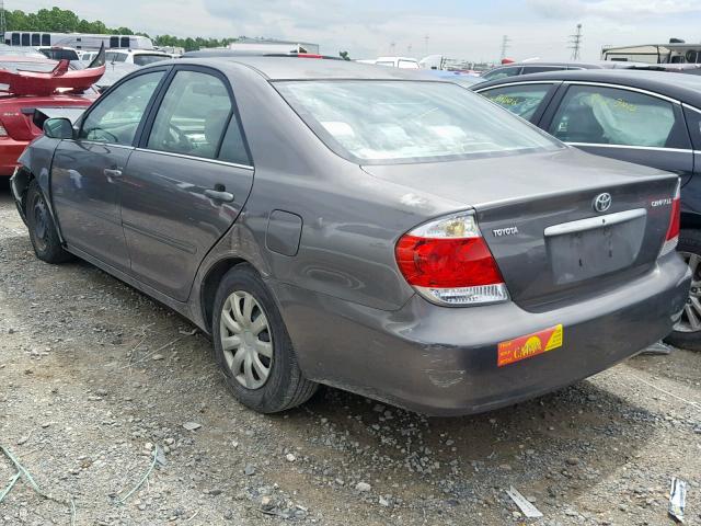 4T1BE32K35U516648 - 2005 TOYOTA CAMRY LE GRAY photo 3