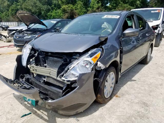 3N1CN7AP9HL907964 - 2017 NISSAN VERSA S GRAY photo 2