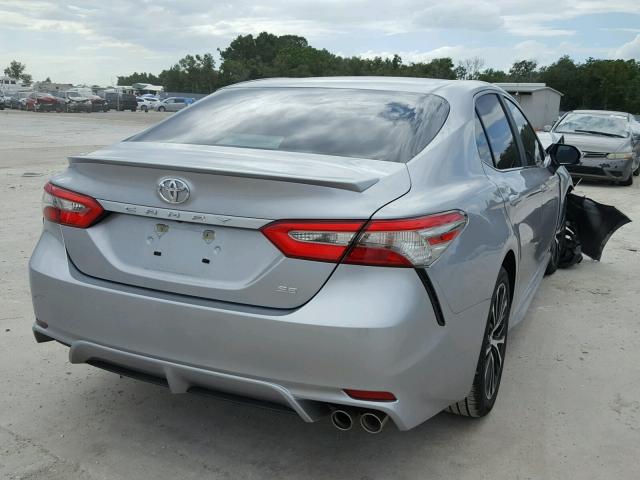 4T1B11HK2JU663691 - 2018 TOYOTA CAMRY L SILVER photo 4