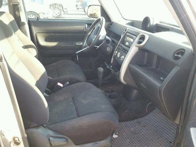 JTLKT324254016450 - 2005 TOYOTA SCION XB Күміс фото 5