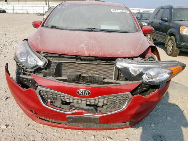 KNAFX4A84F5365162 - 2015 KIA FORTE EX RED photo 9