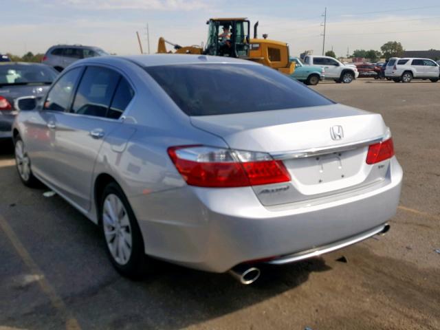 1HGCR3F86FA021697 - 2015 HONDA ACCORD EXL SILVER photo 3