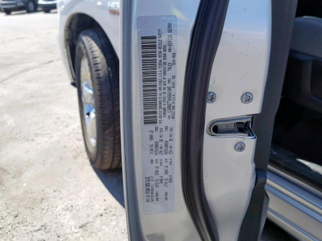 1C6RR6TT0HS661945 - 2017 RAM 1500 SLT SILVER photo 10