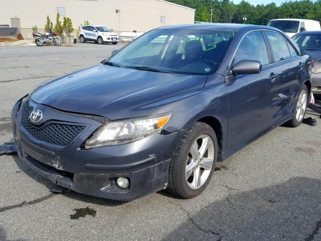 4T1BF3EK3BU658809 - 2011 TOYOTA CAMRY BASE GRAY photo 2