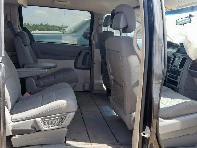 2A4RR5D16AR278707 - 2010 CHRYSLER TOWN & COUNTRY TOURING  photo 6