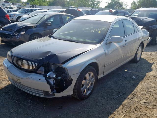 1LNHM86S24Y616641 - 2004 LINCOLN LS 奶油色 照片 2