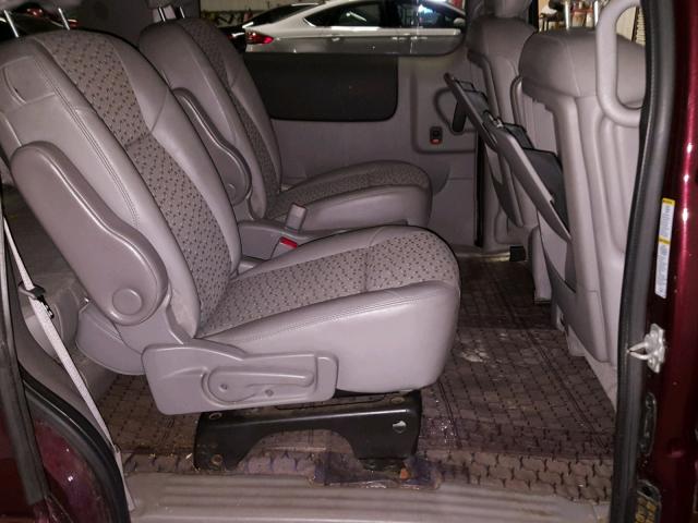 1GNDV33188D101470 - 2008 CHEVROLET UPLANDER L 栗色 照片 6