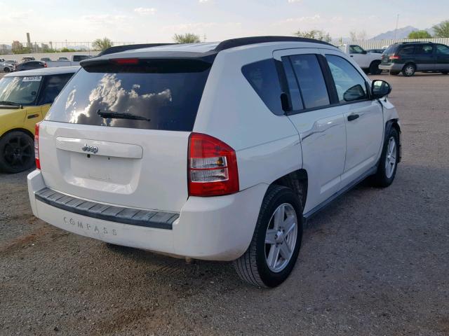 1J8FT47037D370126 - 2007 JEEP COMPASS WHITE photo 4