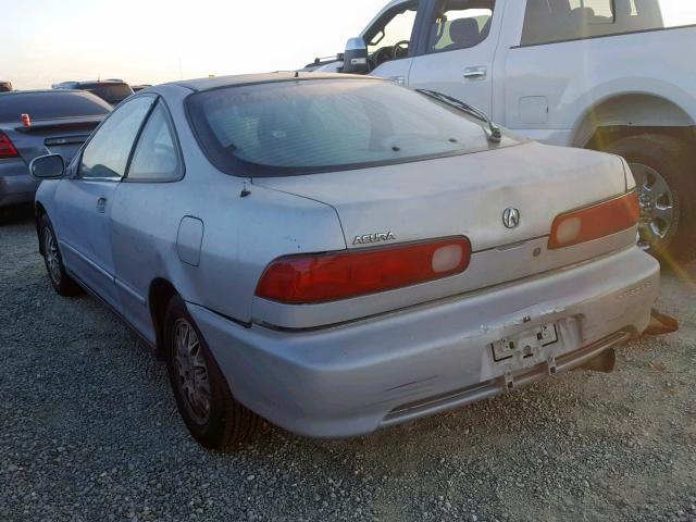 JH4DC4355WS011000 - 1998 ACURA INTEGRA LS SILVER photo 3