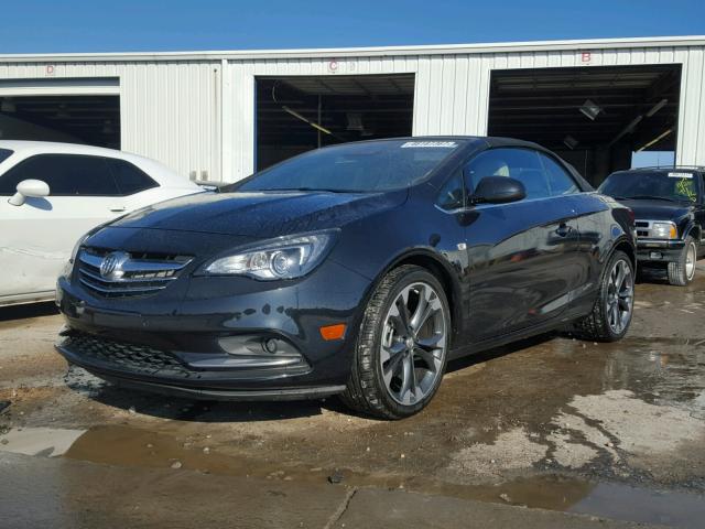 W04WT3N57GG131249 - 2016 BUICK CASCADA PR BLACK photo 2