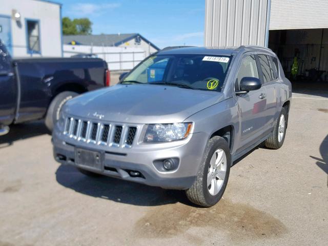 1C4NJDBB4GD558560 - 2016 JEEP COMPASS SP SILVER photo 2