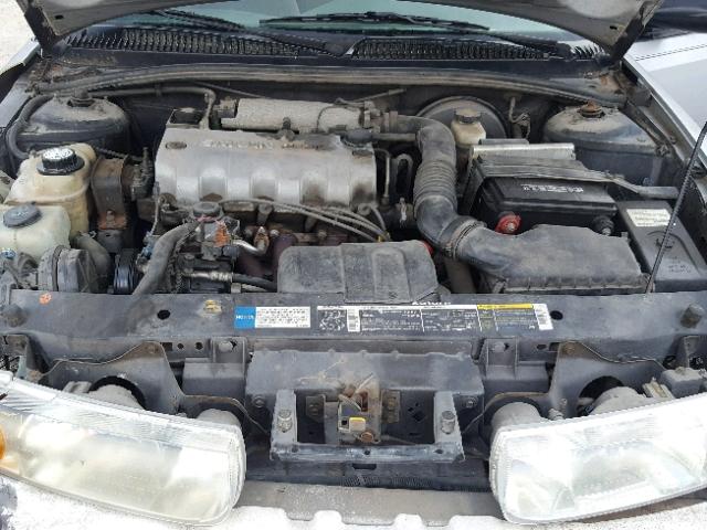 1G8ZH528X2Z312125 - 2002 SATURN SL1 SILVER photo 7