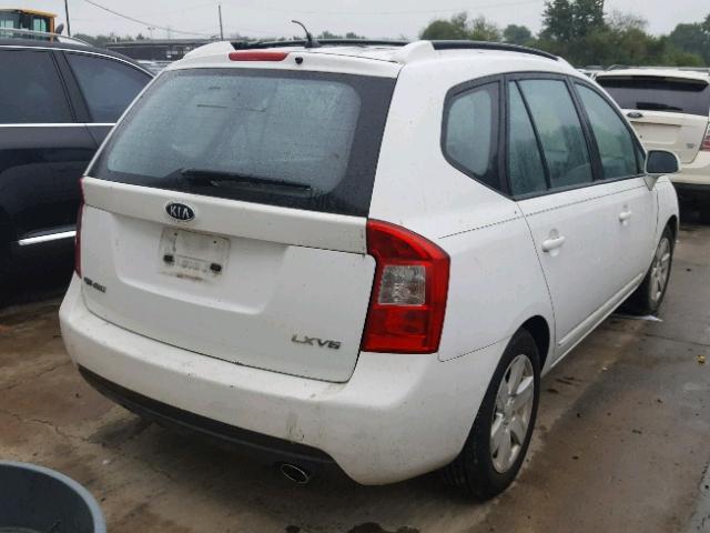 KNAFG526777066810 - 2007 KIA RONDO LX WHITE photo 4