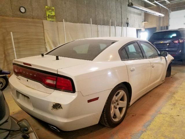 2C3CDXAG4CH305446 - 2012 DODGE CHARGER PO WHITE photo 4