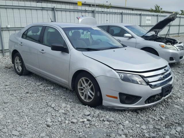 3FAHP0GA4BR165135 - 2011 FORD FUSION S SILVER photo 1