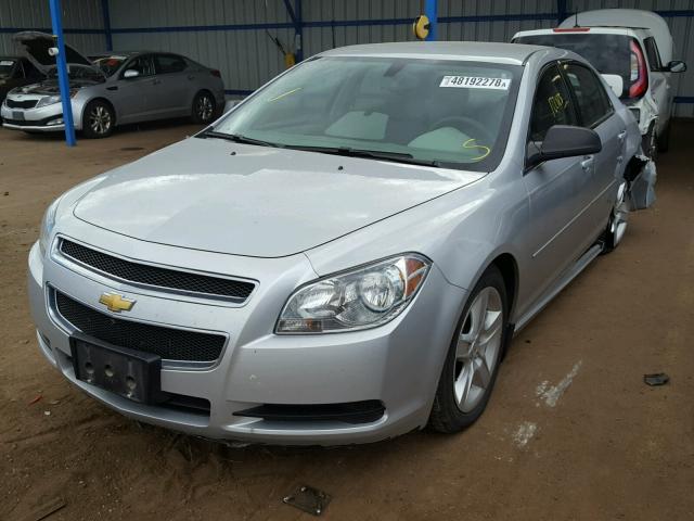 1G1ZB5E03CF110638 - 2012 CHEVROLET MALIBU LS 银色 照片 2