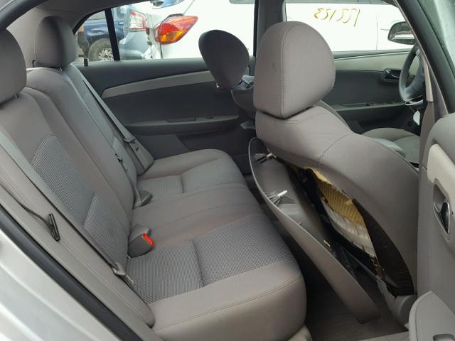 1G1ZB5E03CF110638 - 2012 CHEVROLET MALIBU LS 银色 照片 6