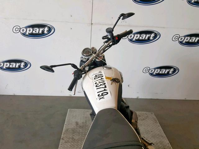 SMT925RN17J286637 - 2007 TRIUMPH MOTORCYCLE SCRAMBLER WHITE photo 5