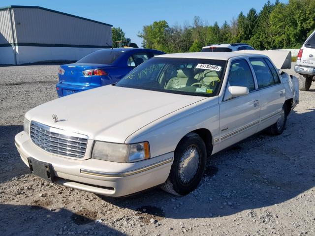 1G6KE54Y7VU243475 - 1997 CADILLAC DEVILLE DE WHITE photo 2