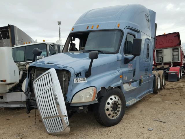 3AKJGLD59FSGB8346 - 2015 FREIGHTLINER CASCADIA 1 BLUE photo 2