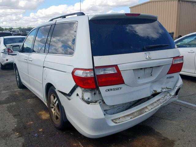 5FNRL38746B046393 - 2006 HONDA ODYSSEY EX WHITE photo 3