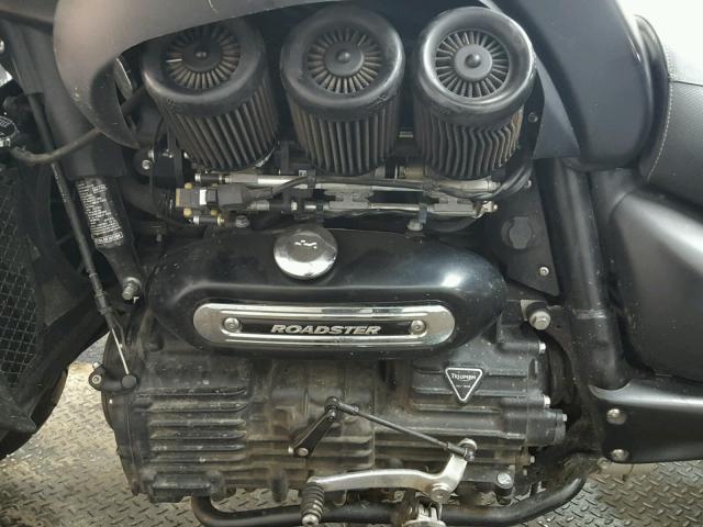 SMTC02L43FJ657998 - 2015 TRIUMPH MOTORCYCLE ROCKET III BLACK photo 6