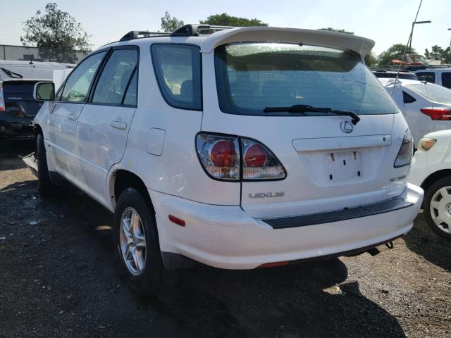 JTJHF10U820277571 - 2002 LEXUS RX 300 WHITE photo 3