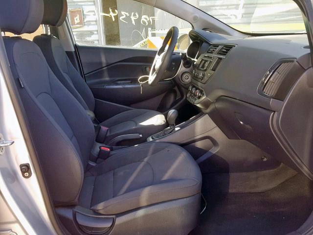 KNADN4A35C6058929 - 2012 KIA RIO EX SILVER photo 5