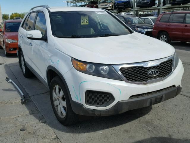 5XYKTDA28DG389235 - 2013 KIA SORENTO LX WHITE photo 1