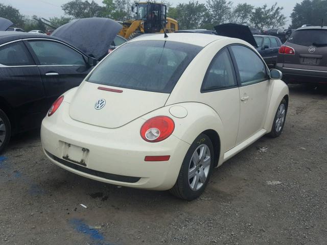 3VWRW31CX7M502504 - 2007 VOLKSWAGEN NEW BEETLE BEIGE photo 4