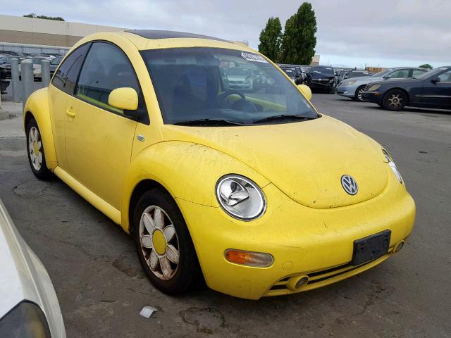 3VWCC21C2YM410698 - 2000 VOLKSWAGEN NEW BEETLE 黄色 照片 1