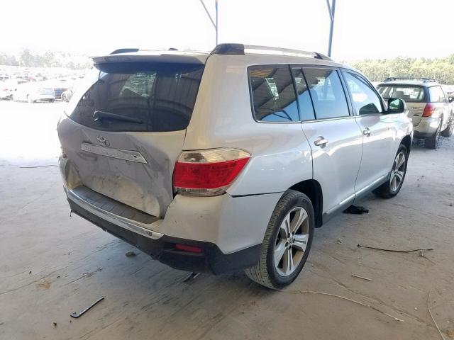 5TDYK3EH0DS127301 - 2013 TOYOTA HIGHLANDER SILVER photo 4