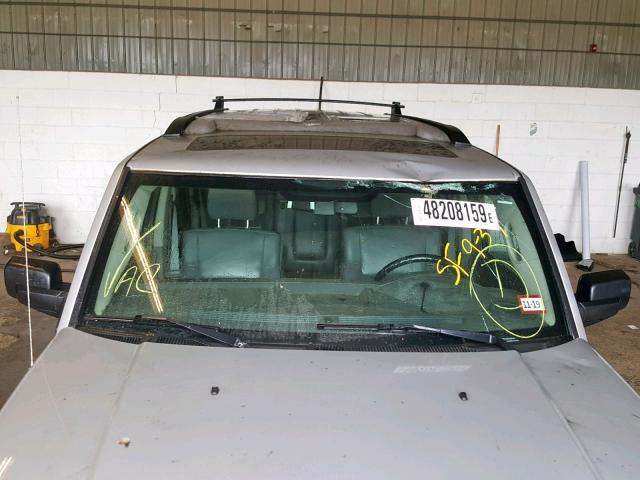 1J8HG48N46C365481 - 2006 JEEP COMMANDER ვერცხლისფერი ფოტო 9