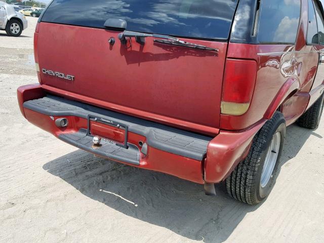 1GNCS18WX2K197201 - 2002 CHEVROLET BLAZER RED photo 9