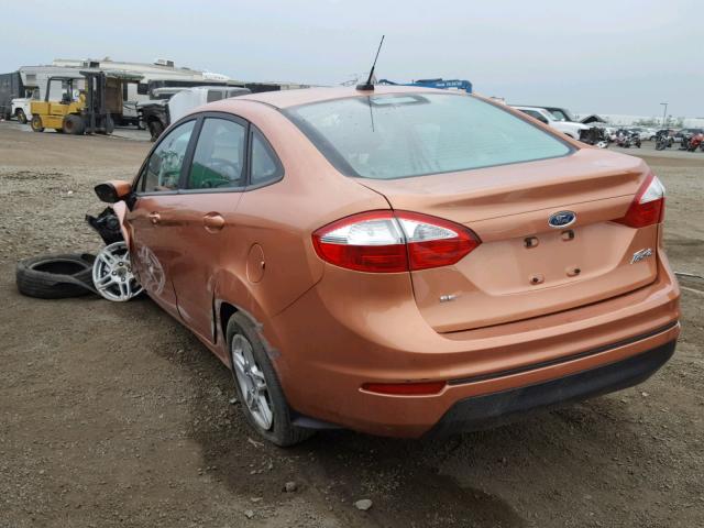 3FADP4BJ8HM159650 - 2017 FORD FIESTA SE ORANGE photo 3