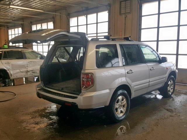 5FNYF18258B043677 - 2008 HONDA PILOT VP SILVER photo 4