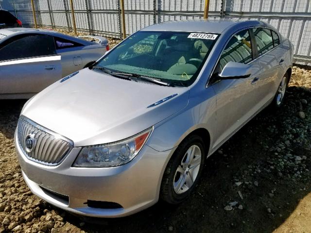 1G4GJ5EG7AF269220 - 2010 BUICK ALLURE/LAC SILVER photo 2